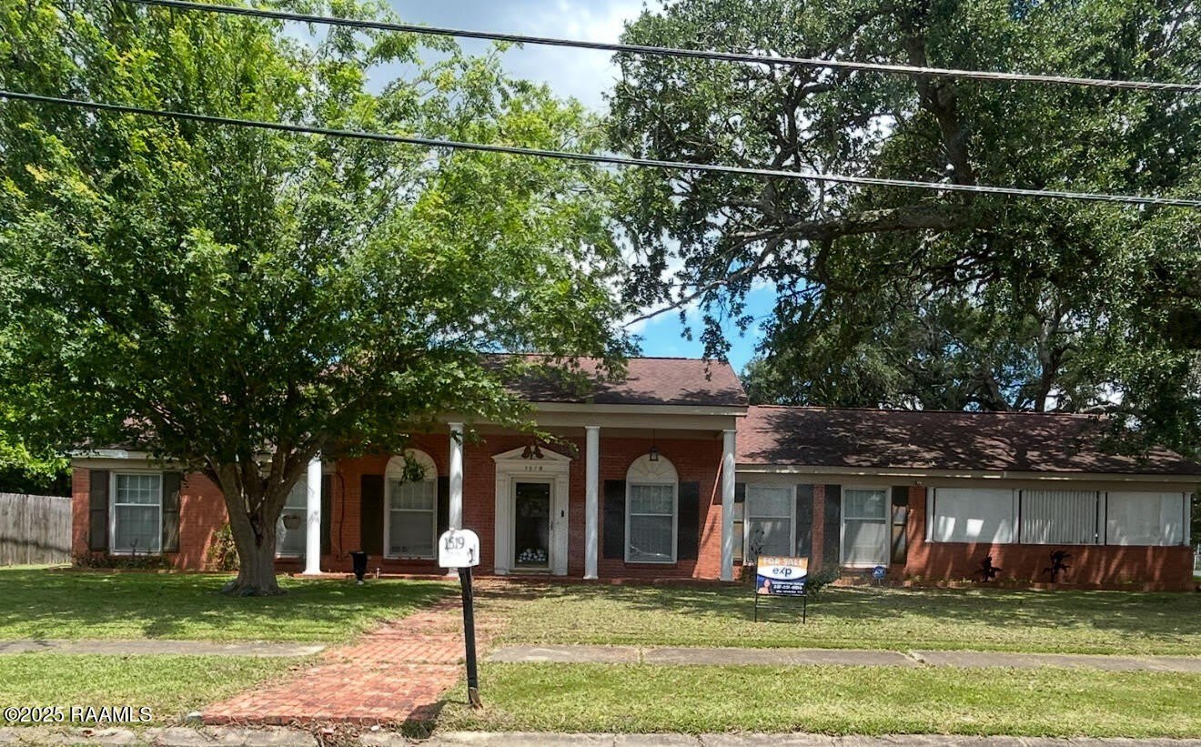 1519 Jasmine Drive – photo 2