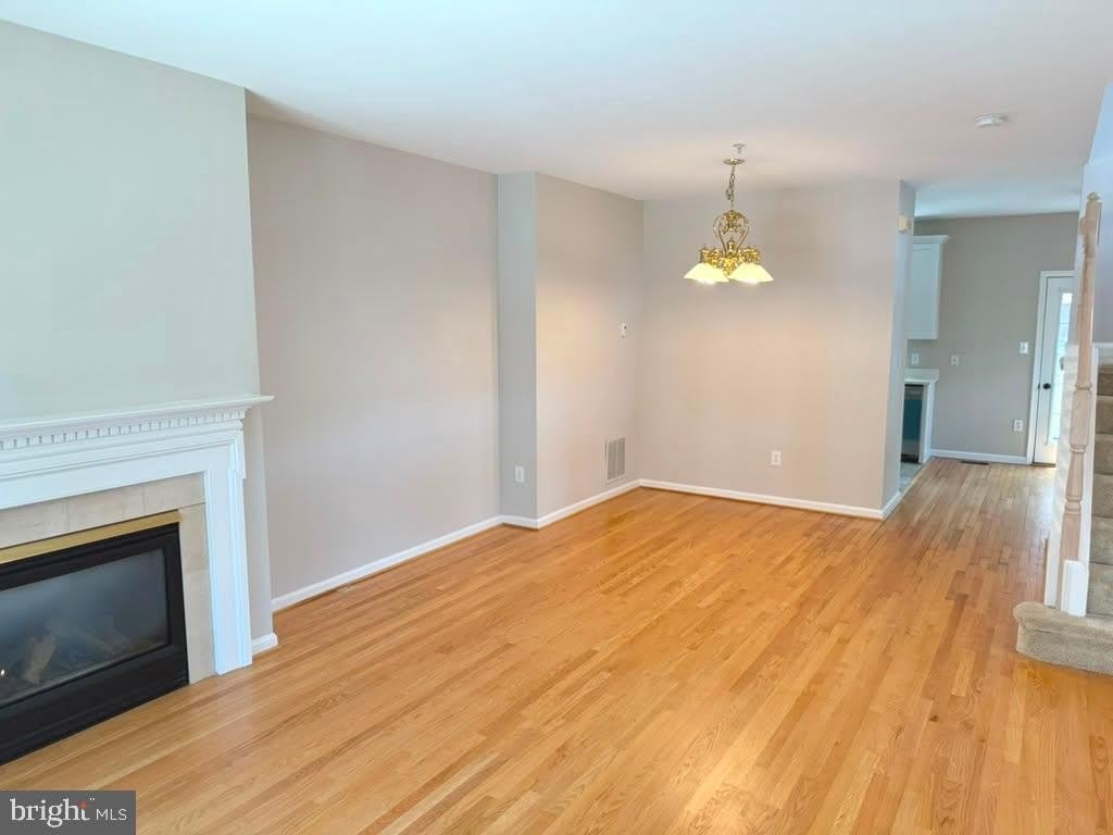 1166 N VERNON Street – photo 5