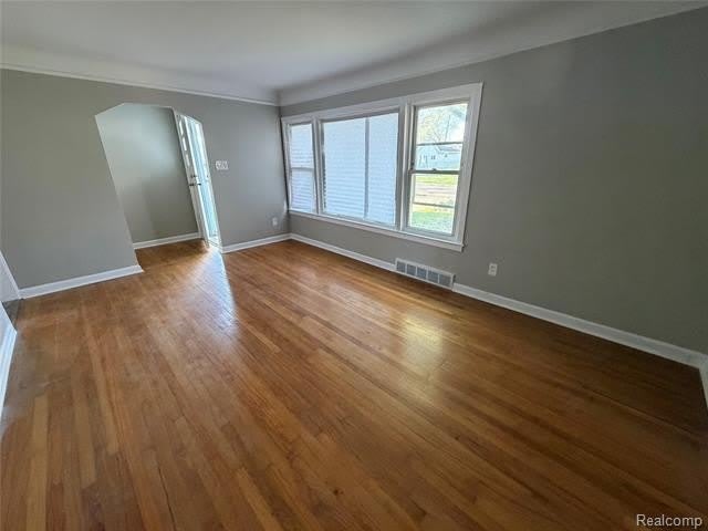 22301 Lange Street – photo 3