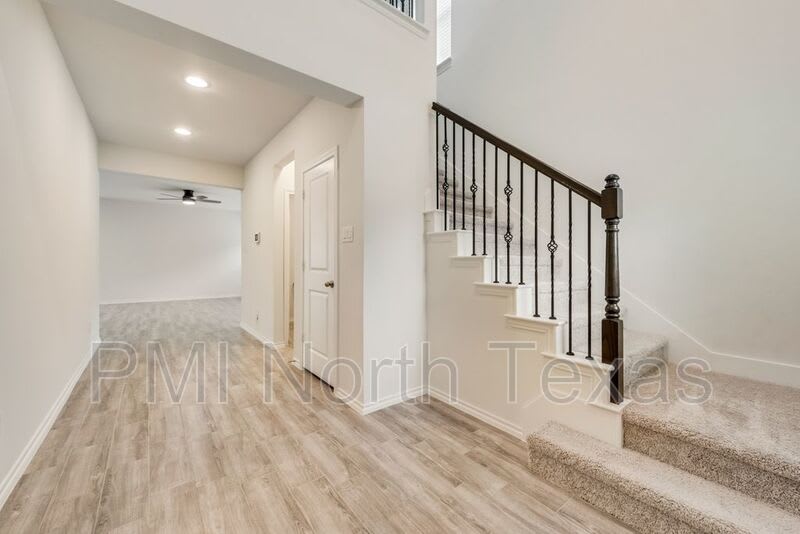1713 Wayne Lane – photo 5