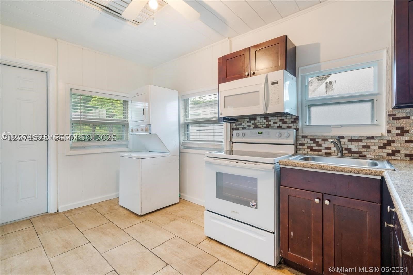 440 NW 93rd St – photo 3