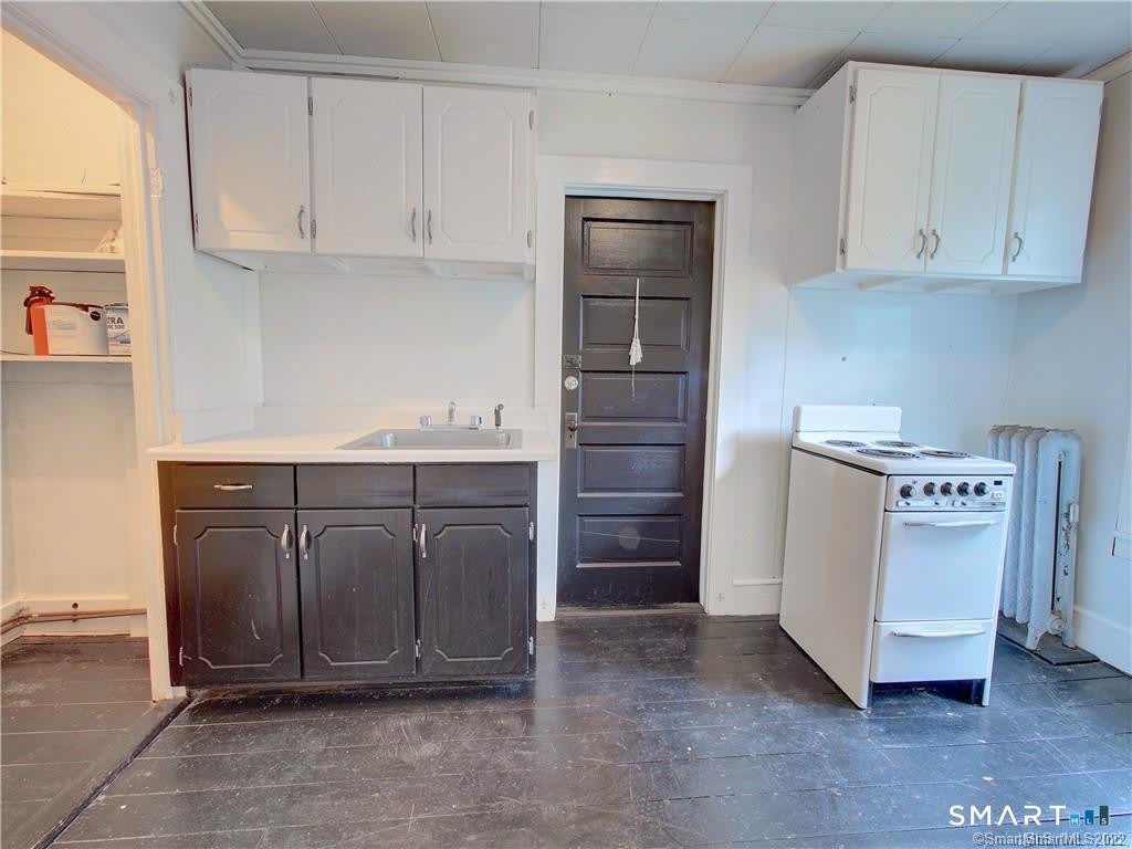 251 Williams Street – photo 3