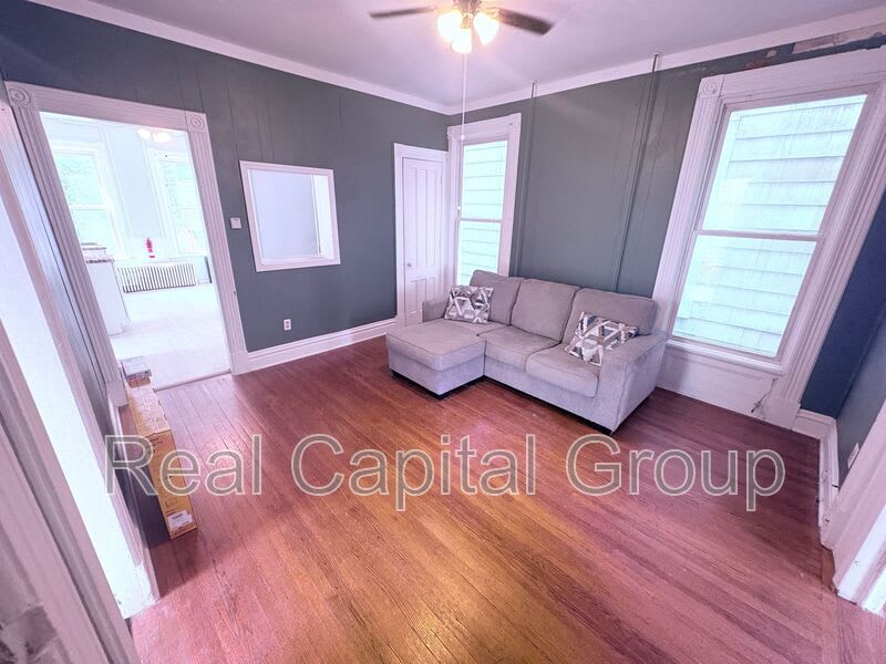 1213 Jacob St. – photo 2