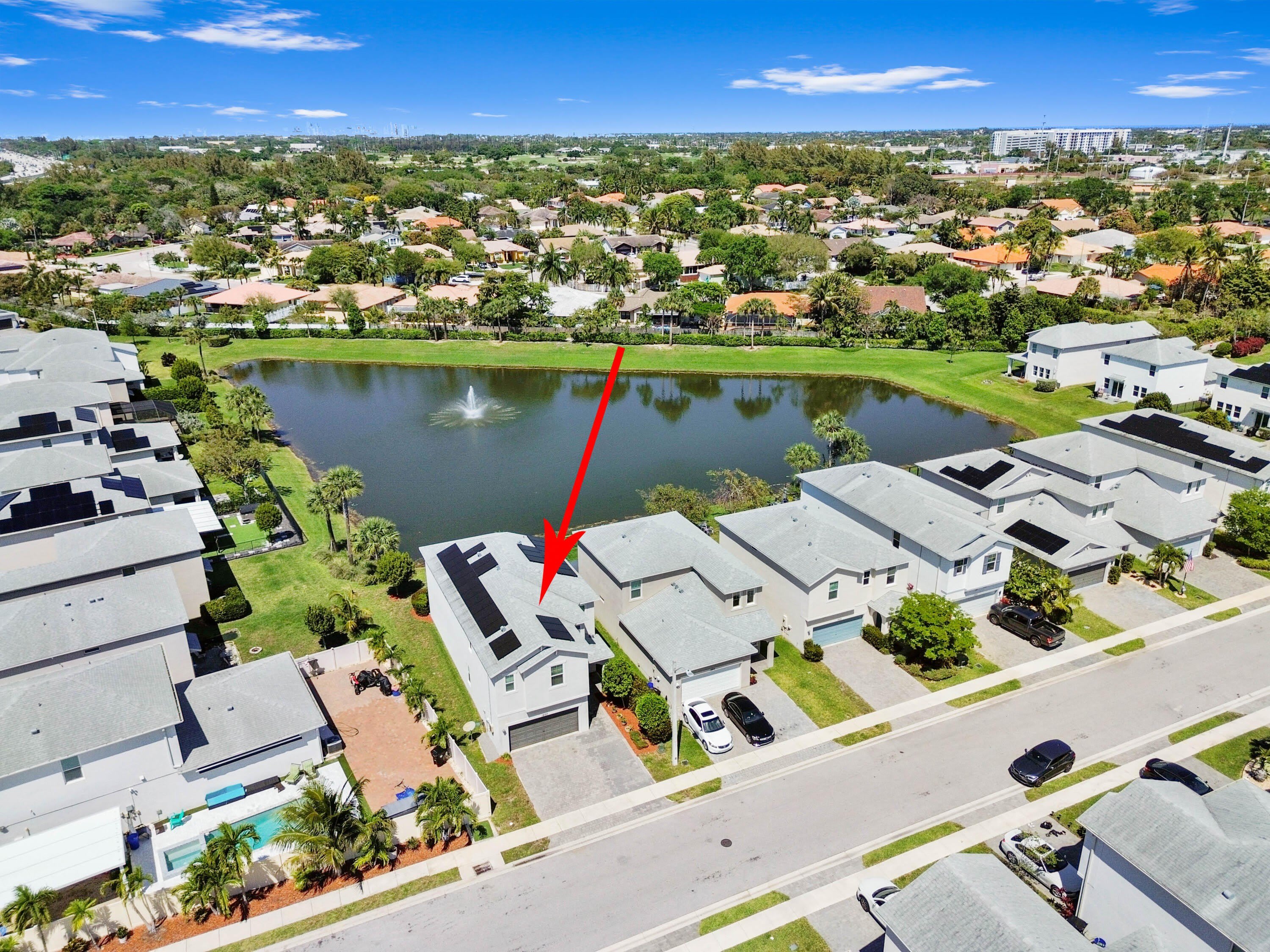 1826 Lake Cove Drive – photo 2