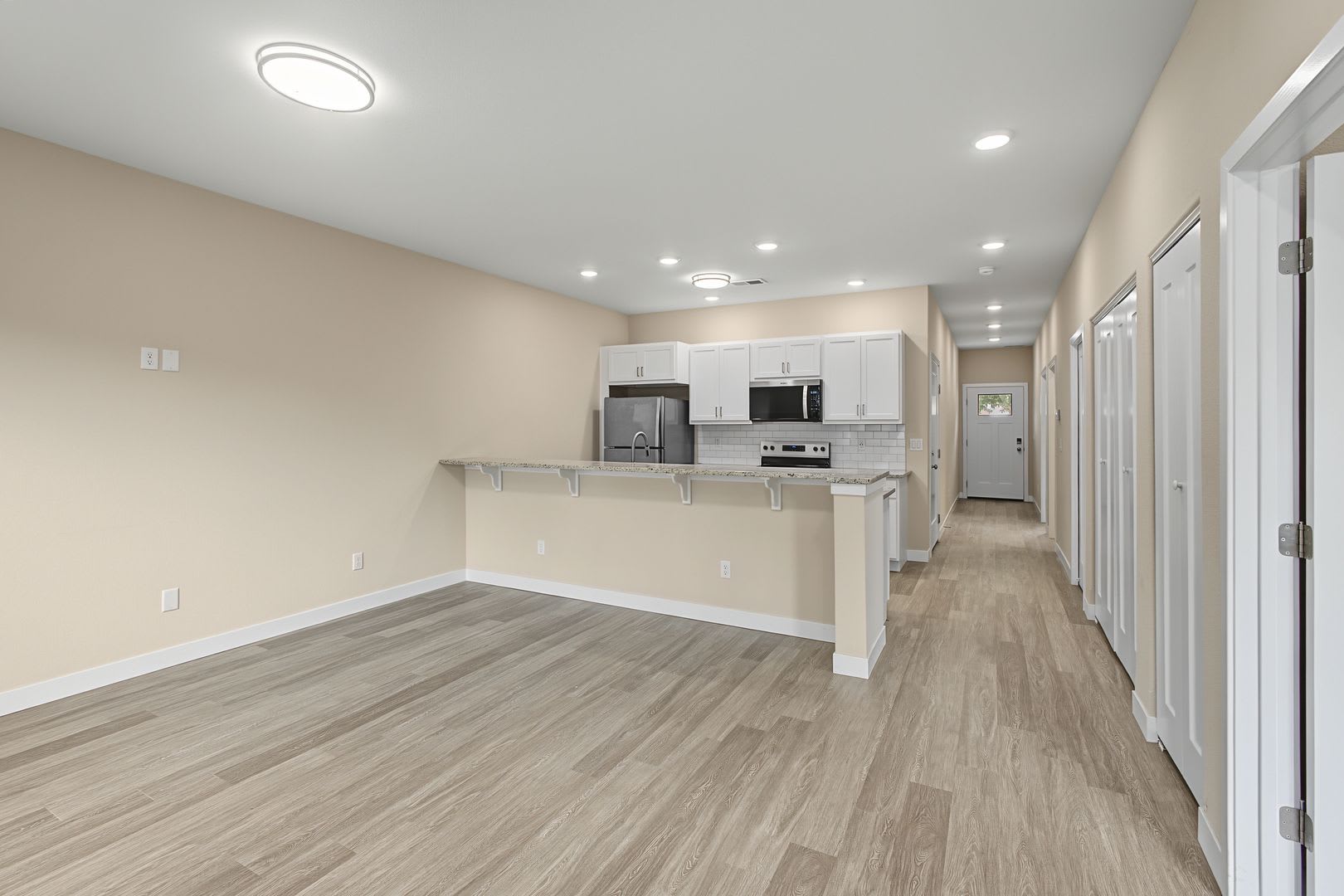 2Br 2Ba Townhomes Modern Living With Garage Now Leasing In Tuscola – photo 1