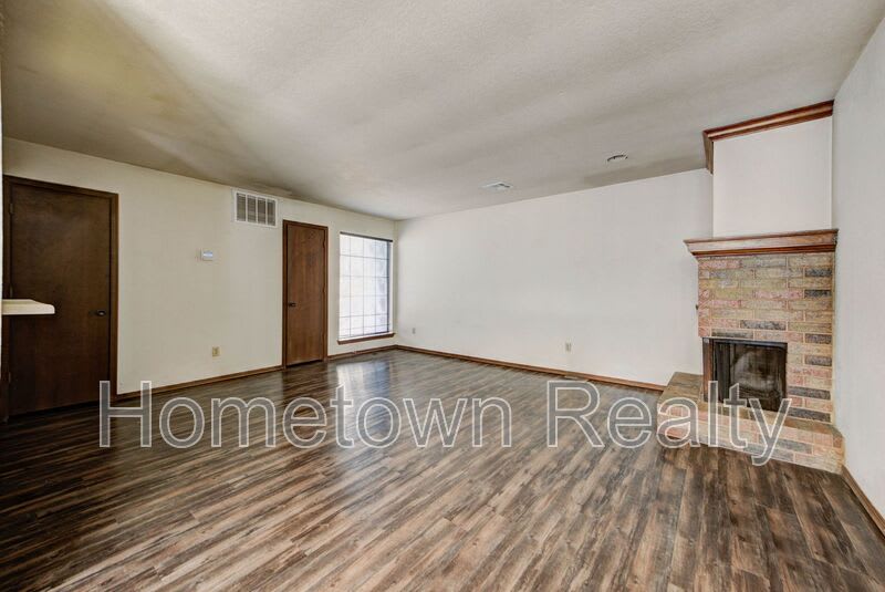 436 NE 115th Street – photo 5