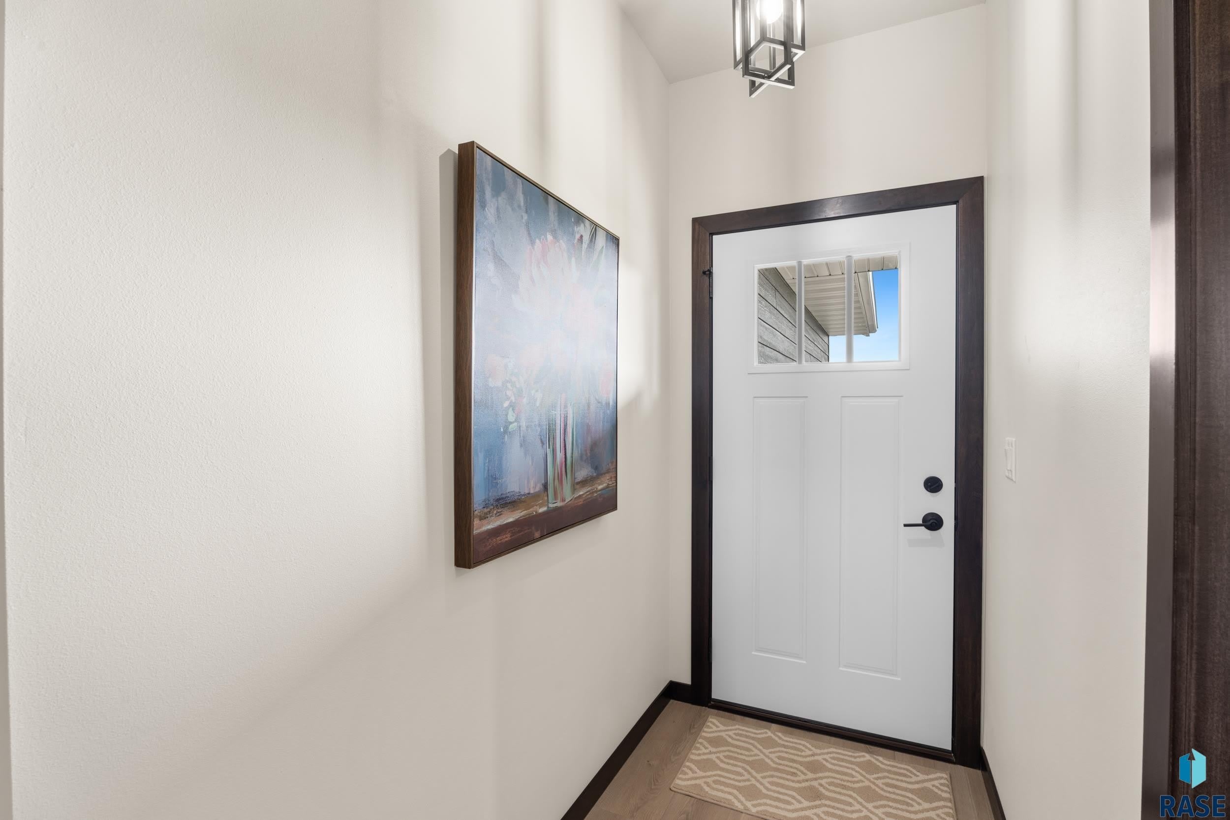 1113 S Foss Ave – photo 2