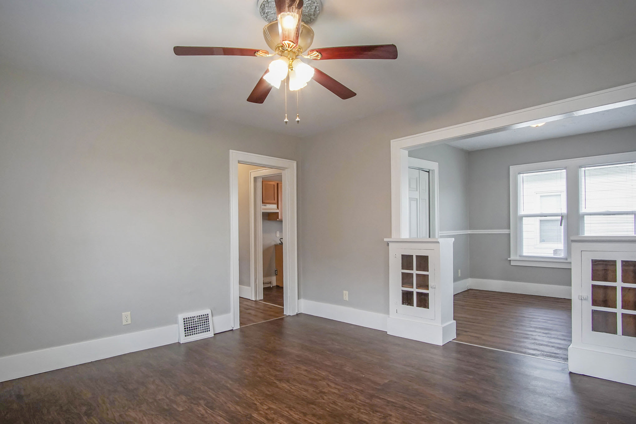 2715 W 6th St – photo 3