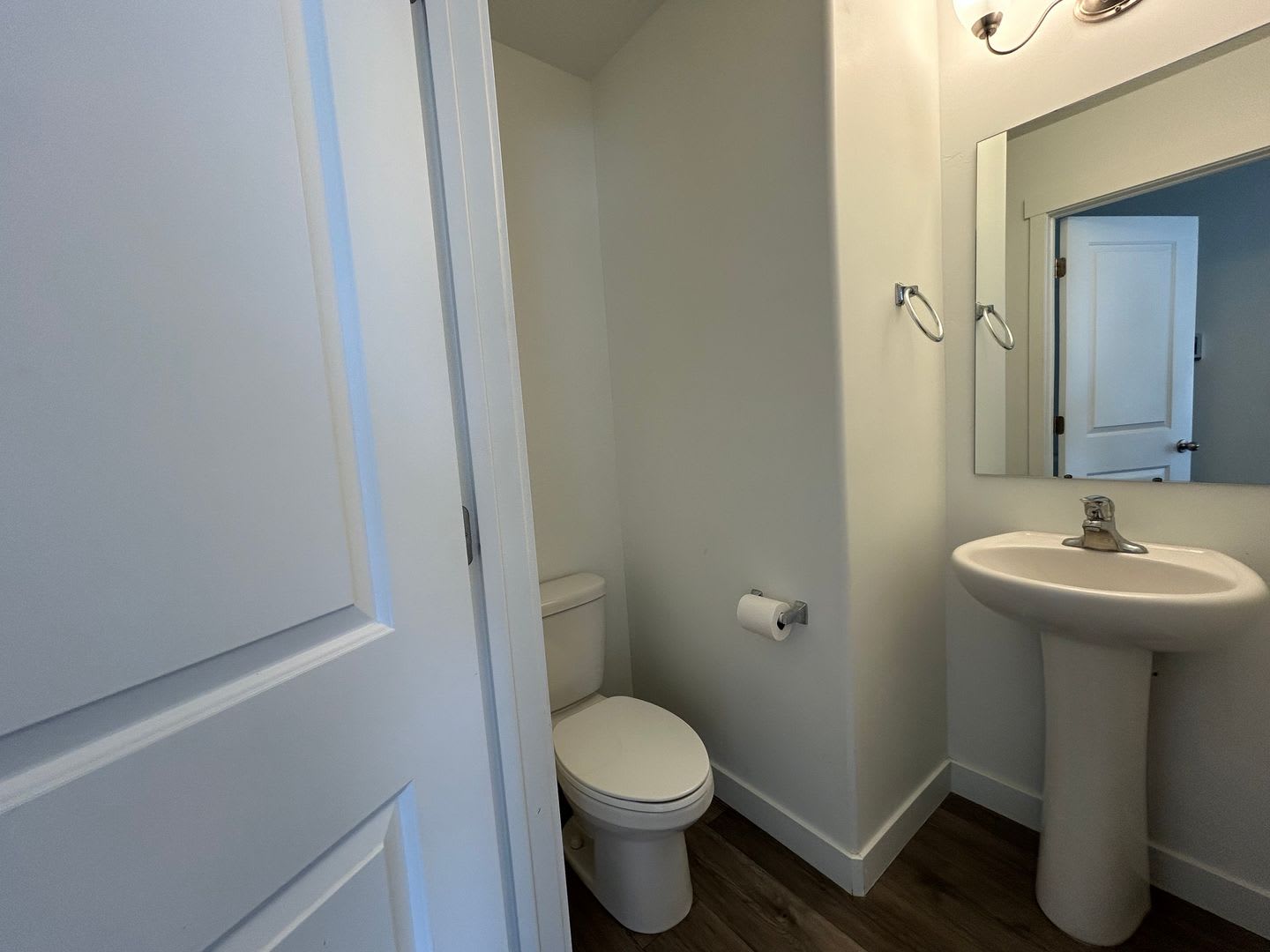 3 Bedroom 2.5 Bathroom Townhouse in Eagle Mountain! – photo 4
