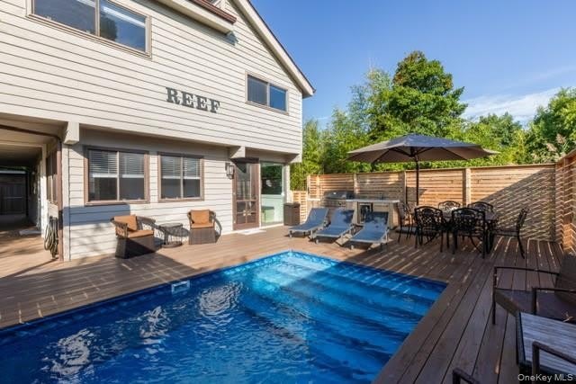 294 Wilmot Road – photo 1