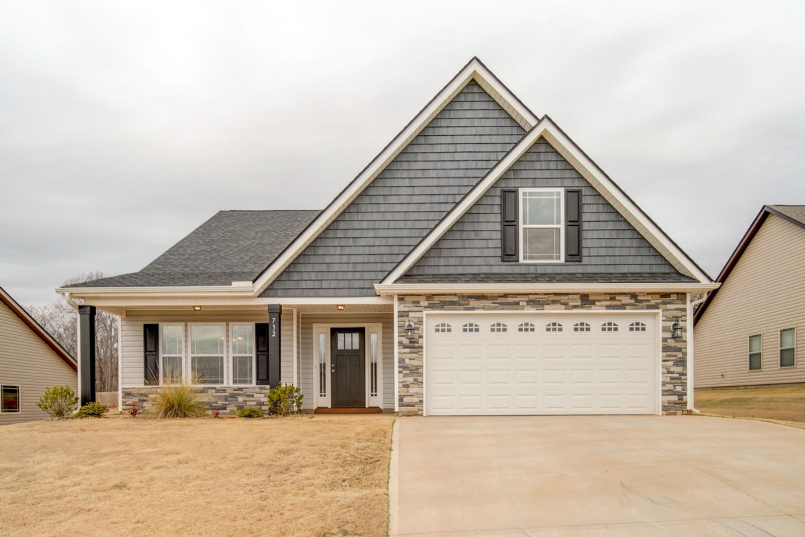 Wonderful Home On Large Lot District 5 Schools – photo 4