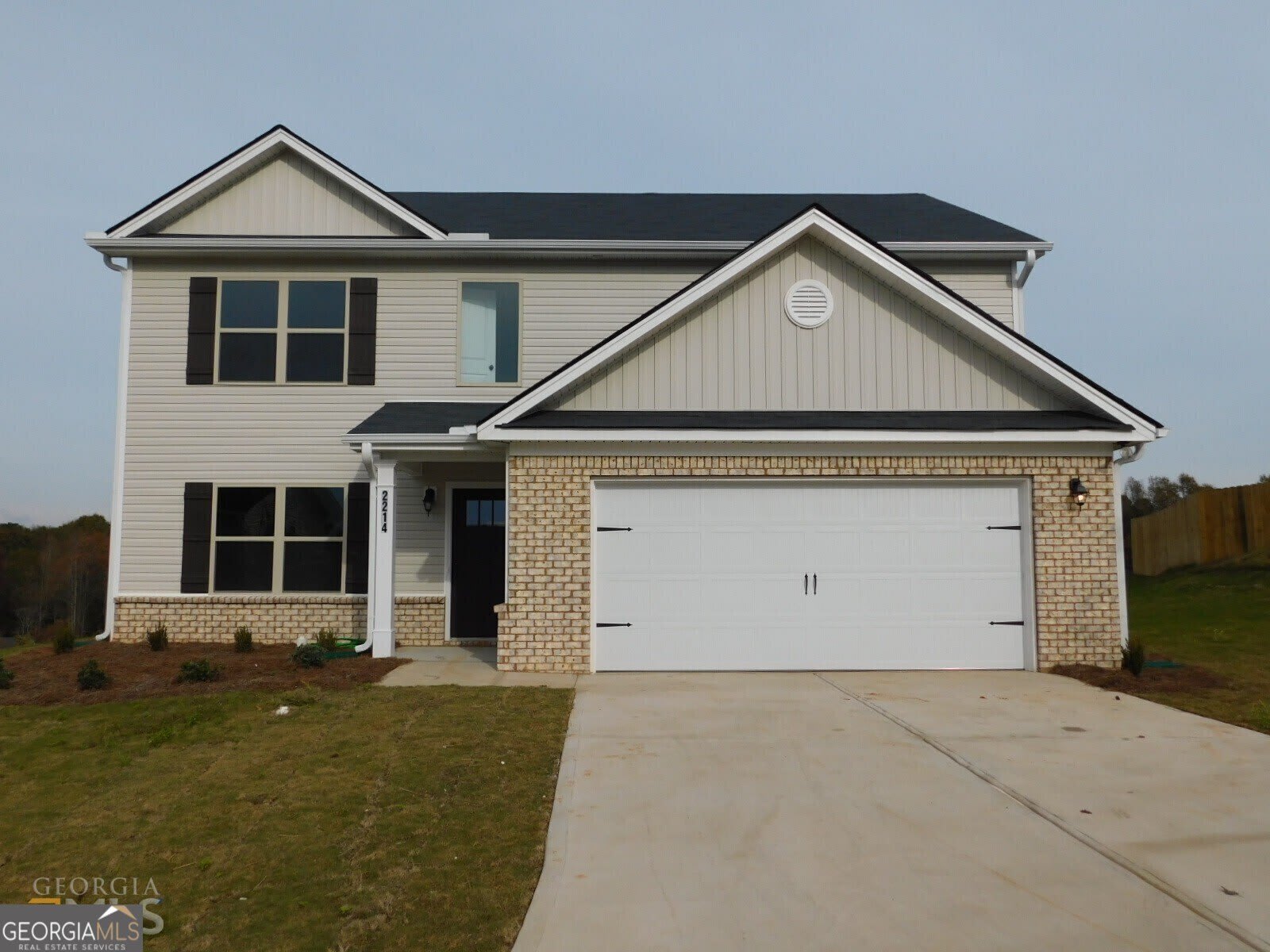 2214 Savannah Drive – photo 1