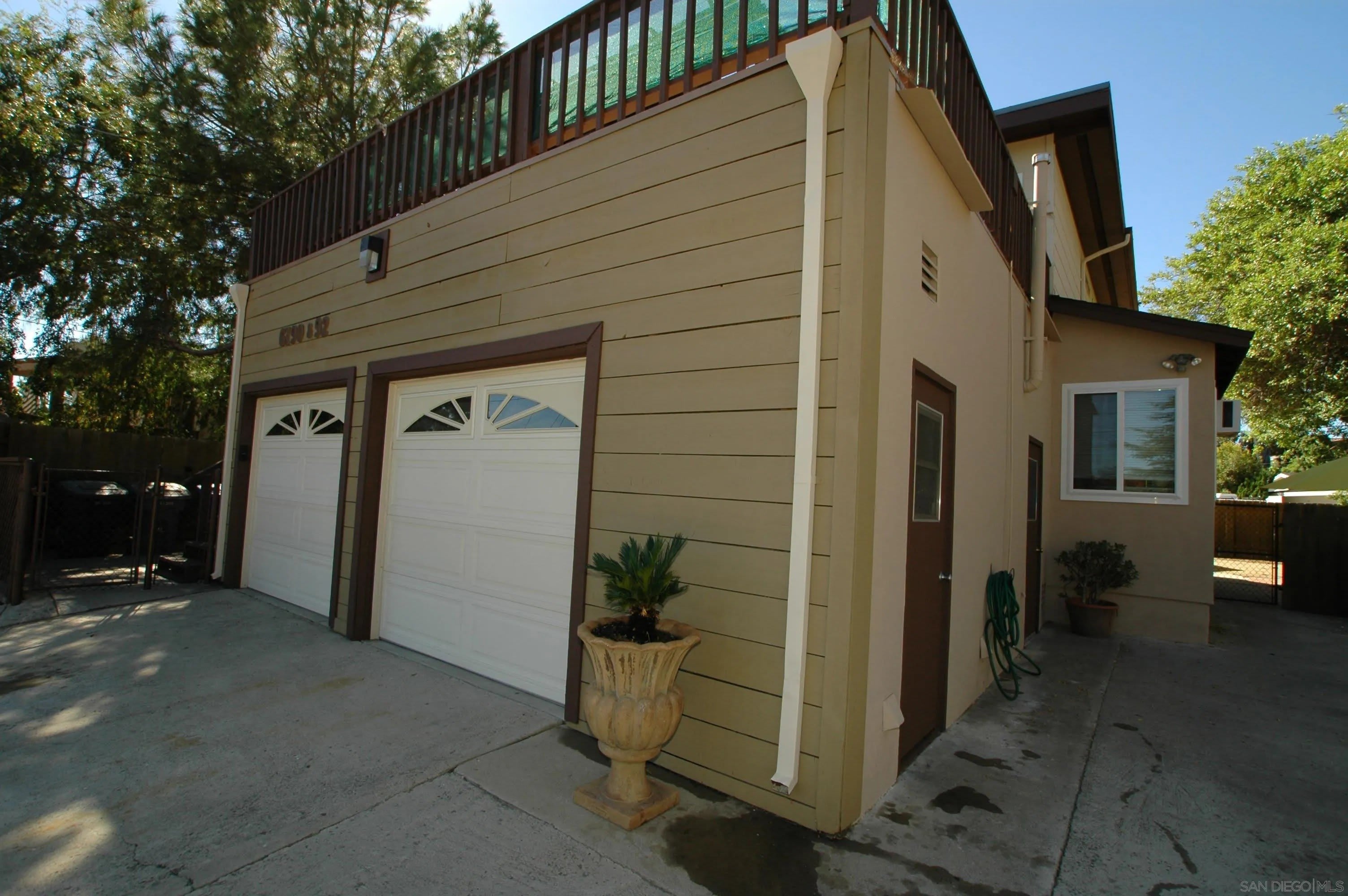 6190 DIXIE DR – photo 2
