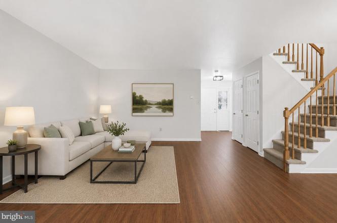362 Hamilton Drive – photo 2