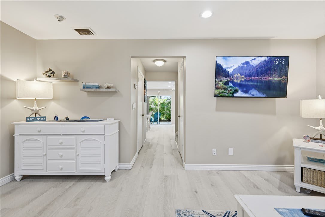 4019 Silver Palm Drive – photo 4