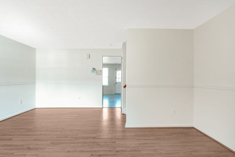 10502 Guilderland Court – photo 4
