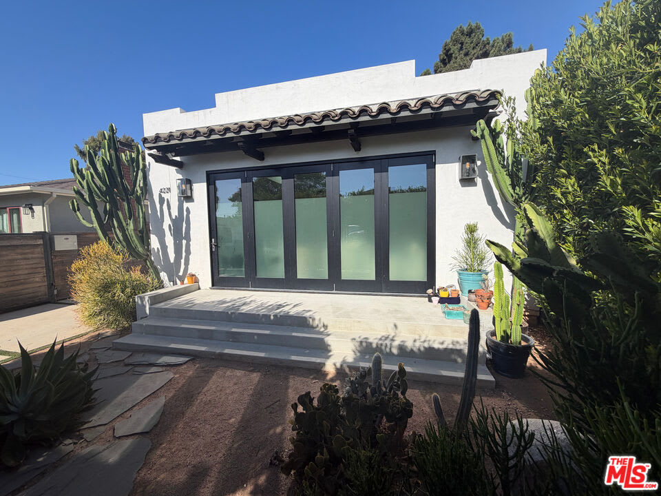 4221 McConnell Boulevard – photo 1