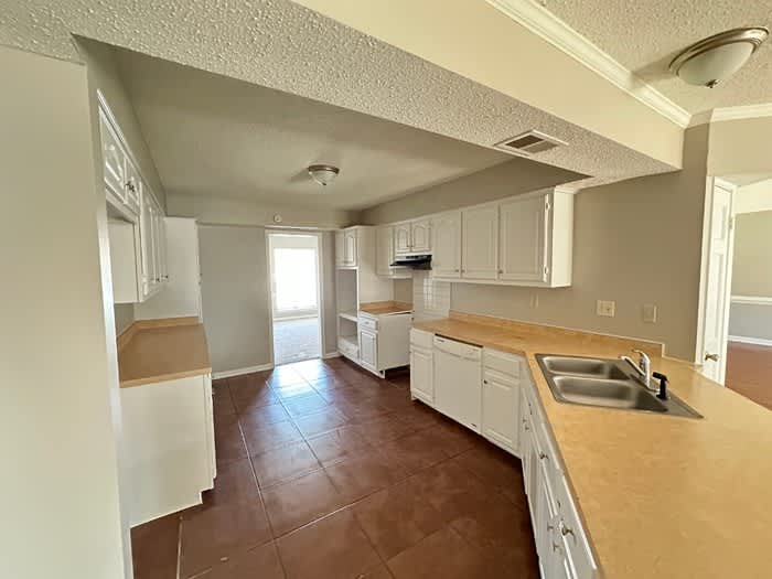 6891 Fox Den – photo 5