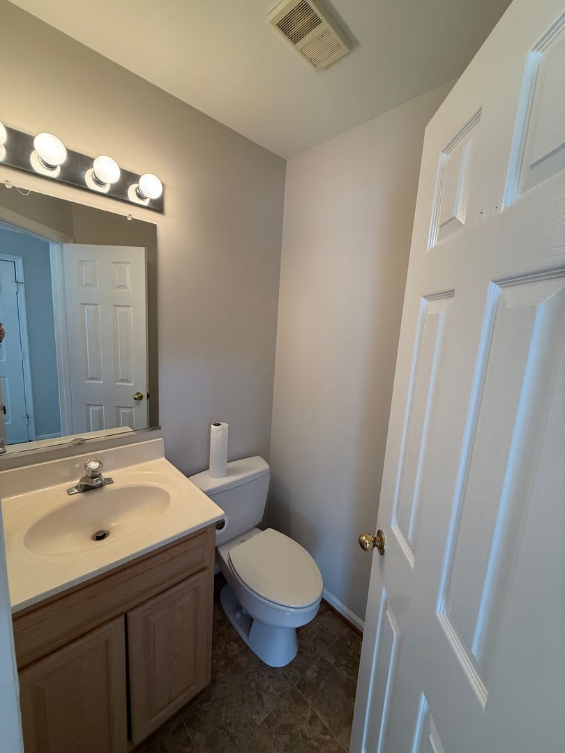 2740 Winston CT – photo 4