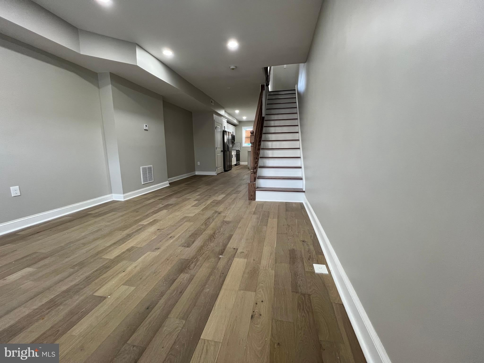 717 N COLLINGTON Avenue – photo 3