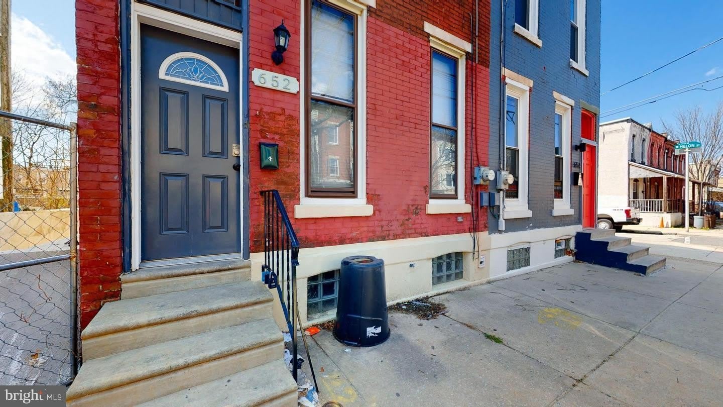 652 N 36TH Street – photo 1