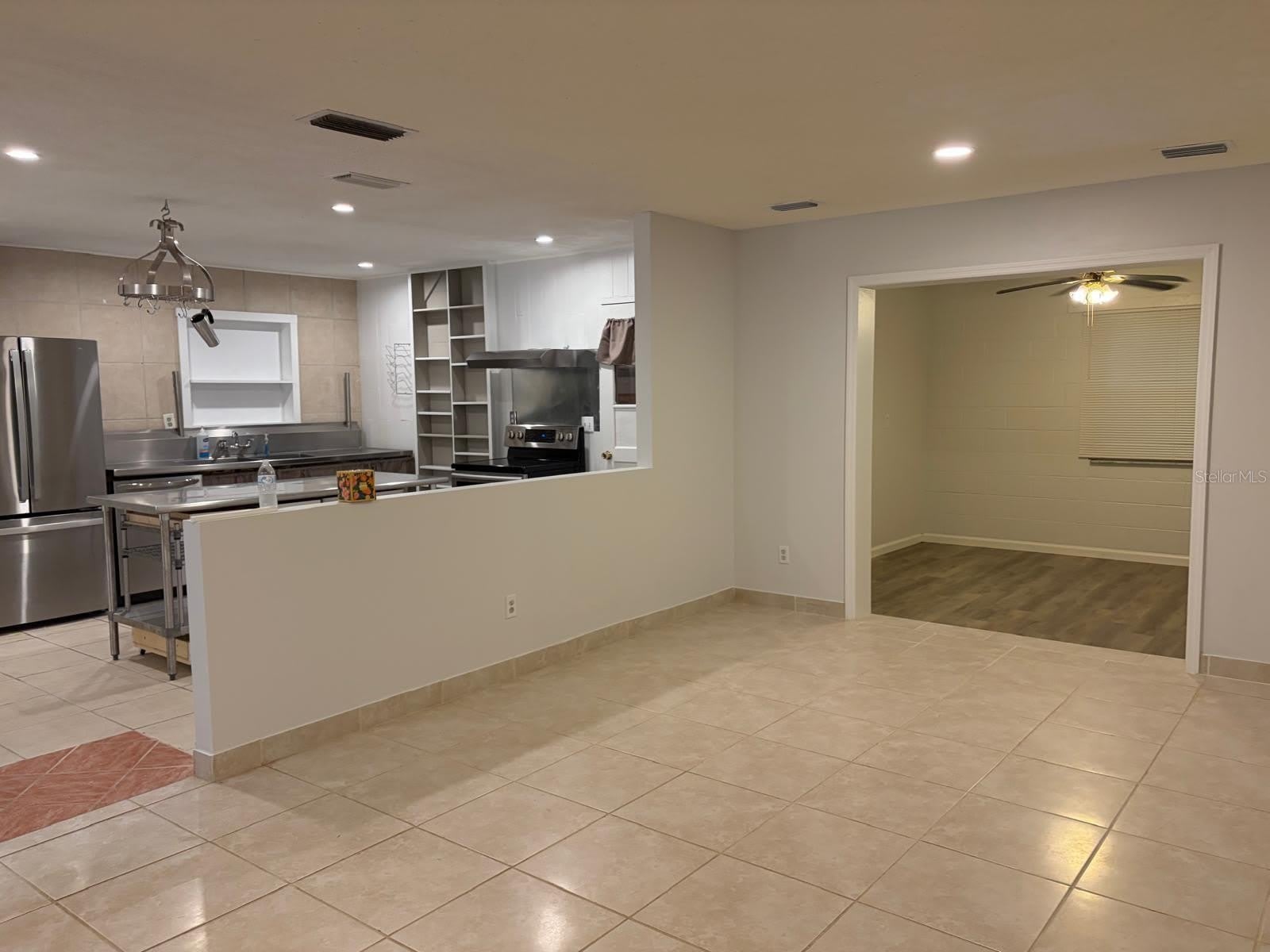 5920 NW 62ND Place – photo 3