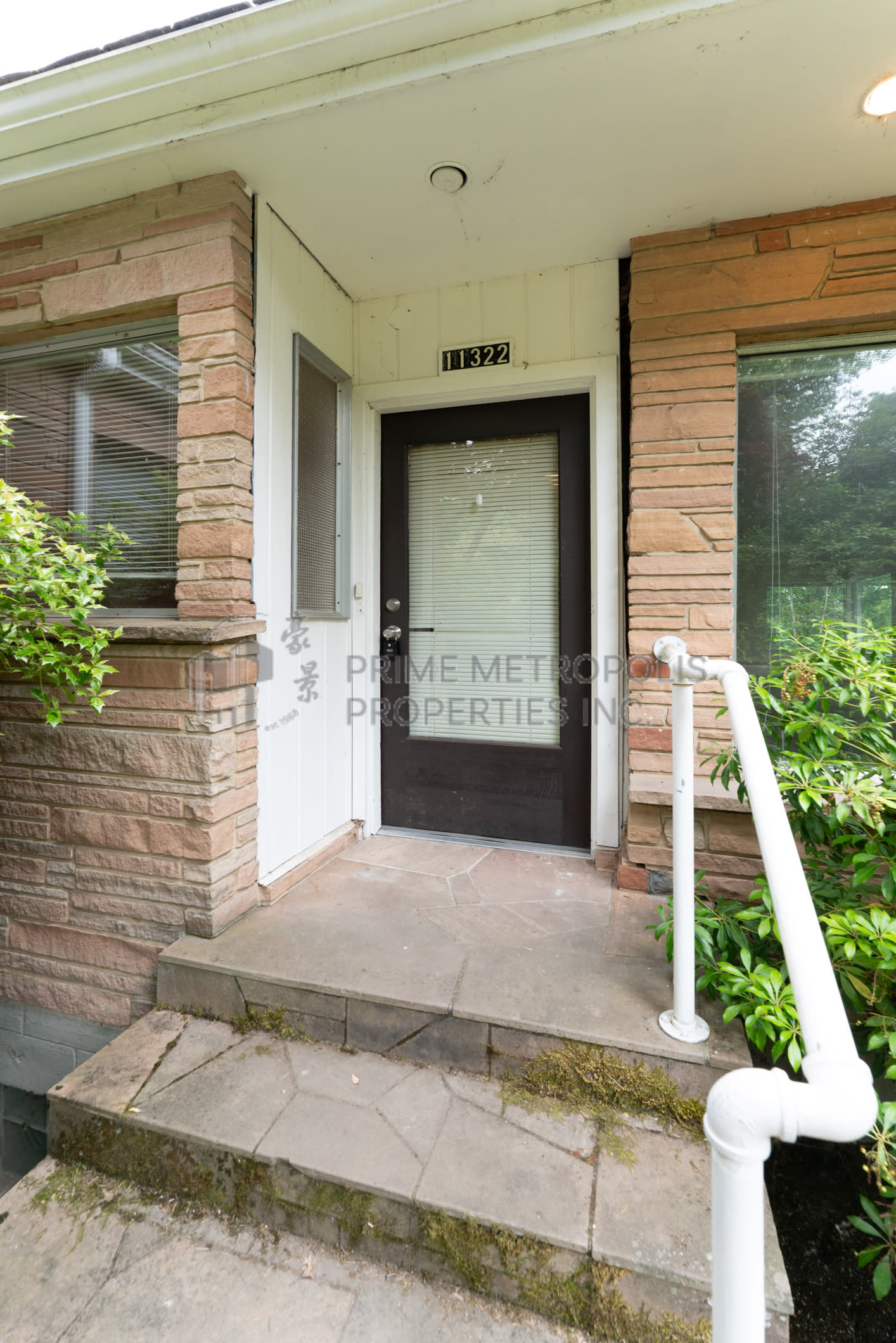 11322 Exeter Avenue Northeast – photo 3