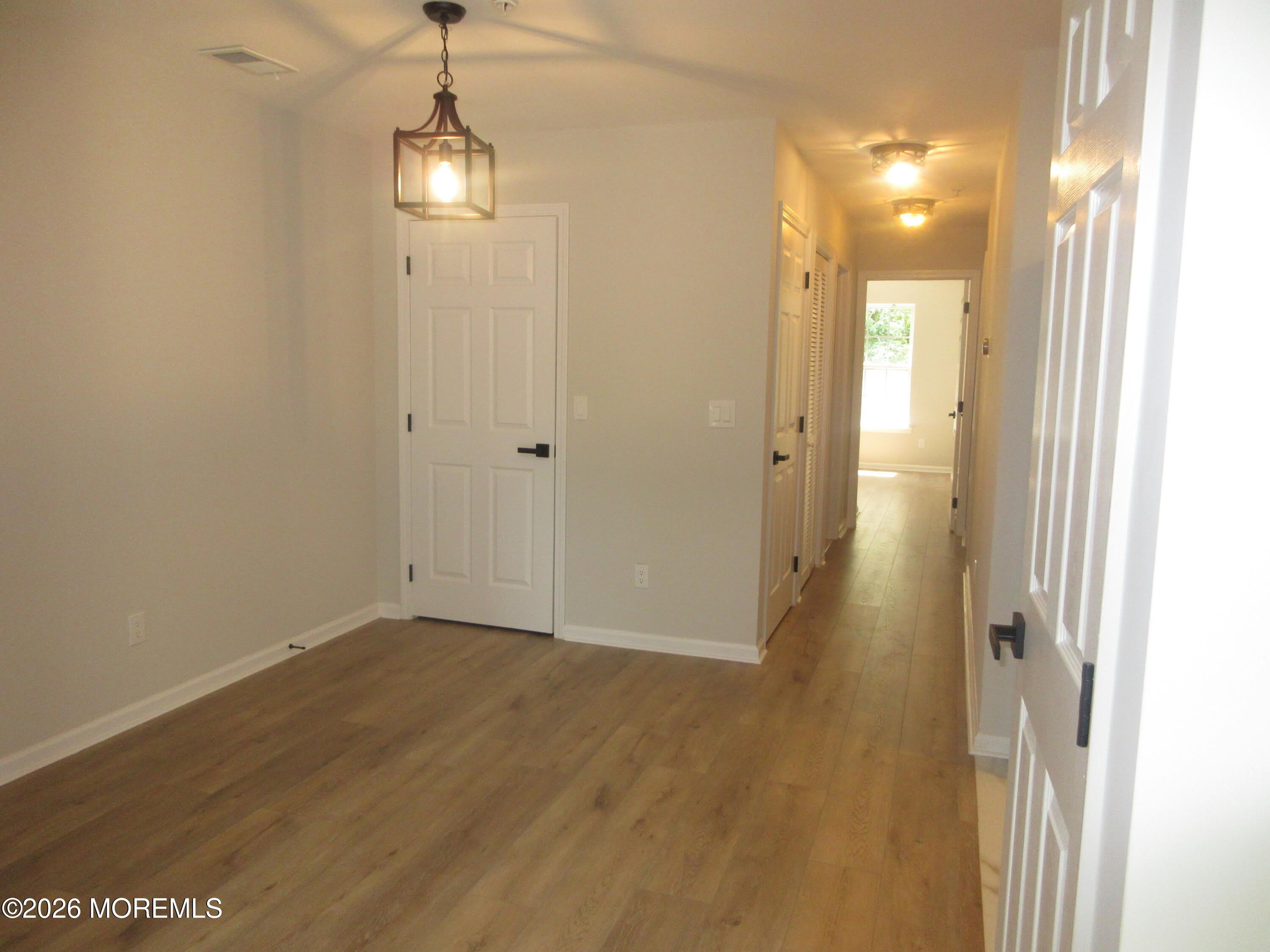 30 Oxford Court – photo 4