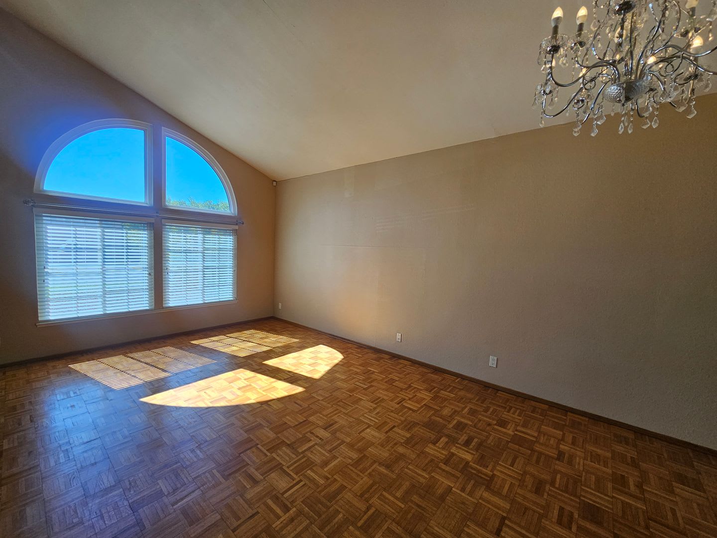 Stunning Evergreen 3 Bed 2 5 Bath Home Nestled In Private Court With Swimming Pool – photo 2