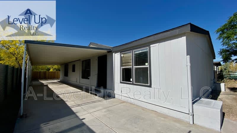 315 West Lee Street – photo 1