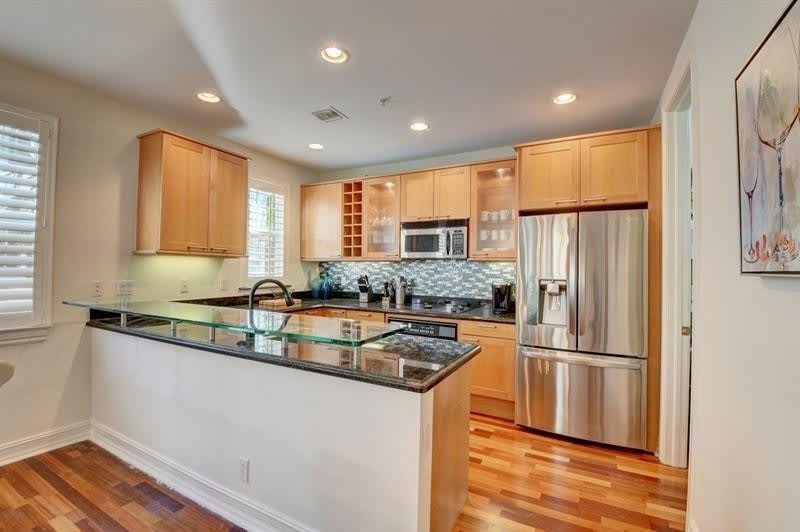 306 E Mallory Circle – photo 5