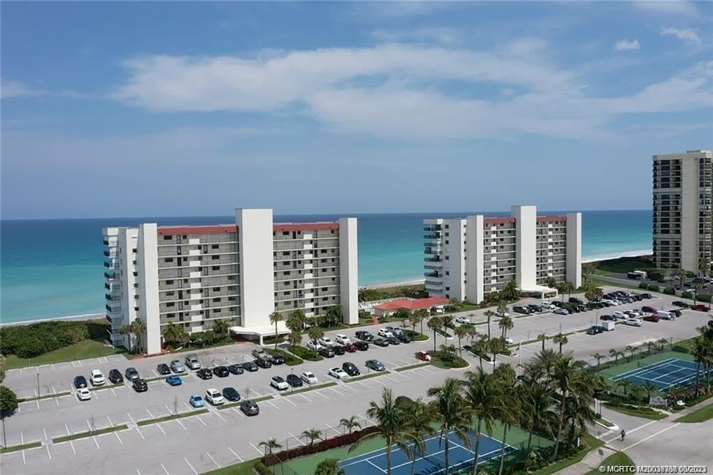 9490 S Ocean Drive – photo 1