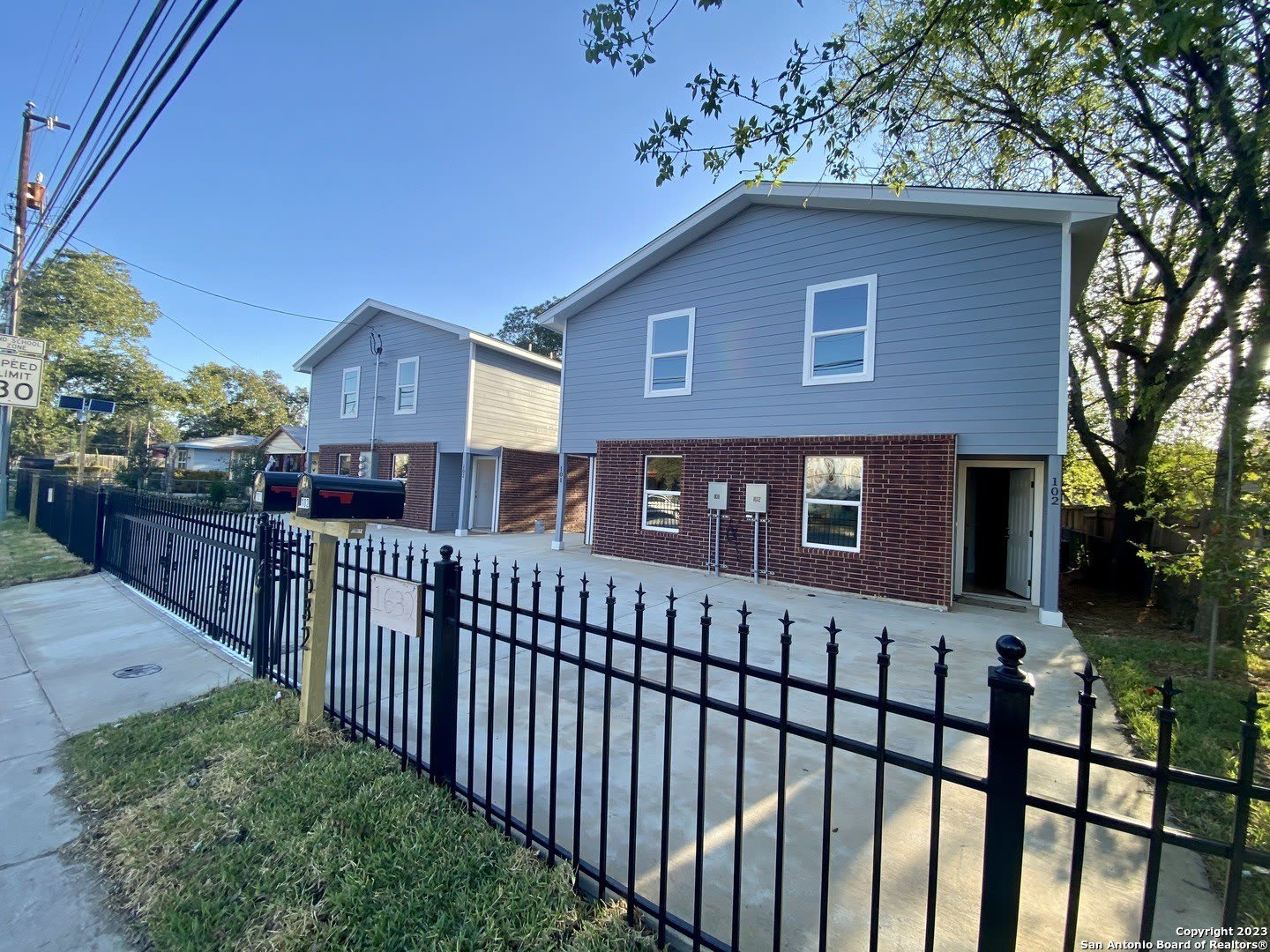 1632 S Hamilton – photo 2