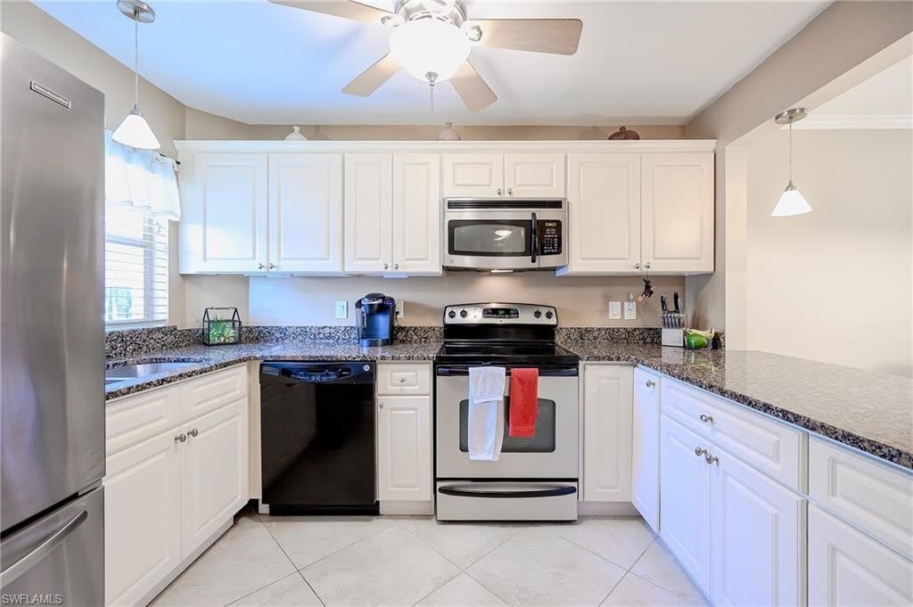 201 QUAIL FOREST Blvd – photo 4