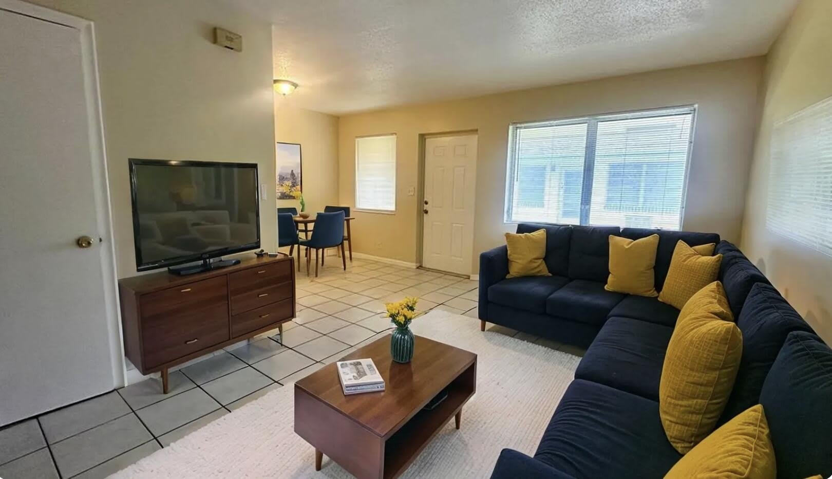 717 SE 16th Street – photo 1