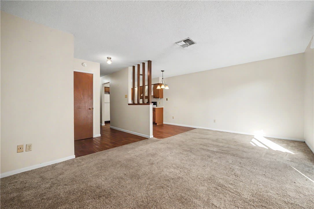 4217 Acushnet Drive – photo 3