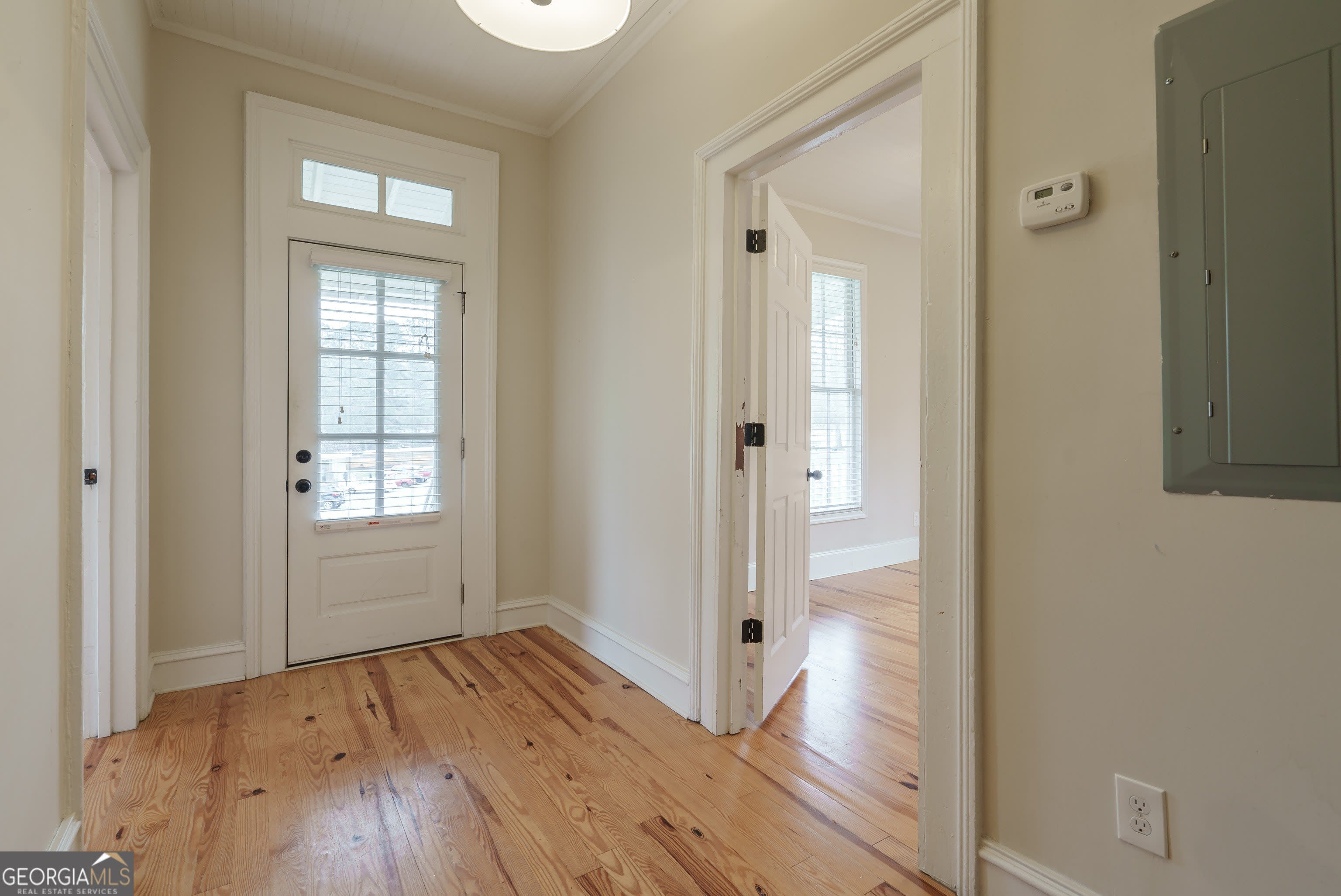 696 North Avenue – photo 5