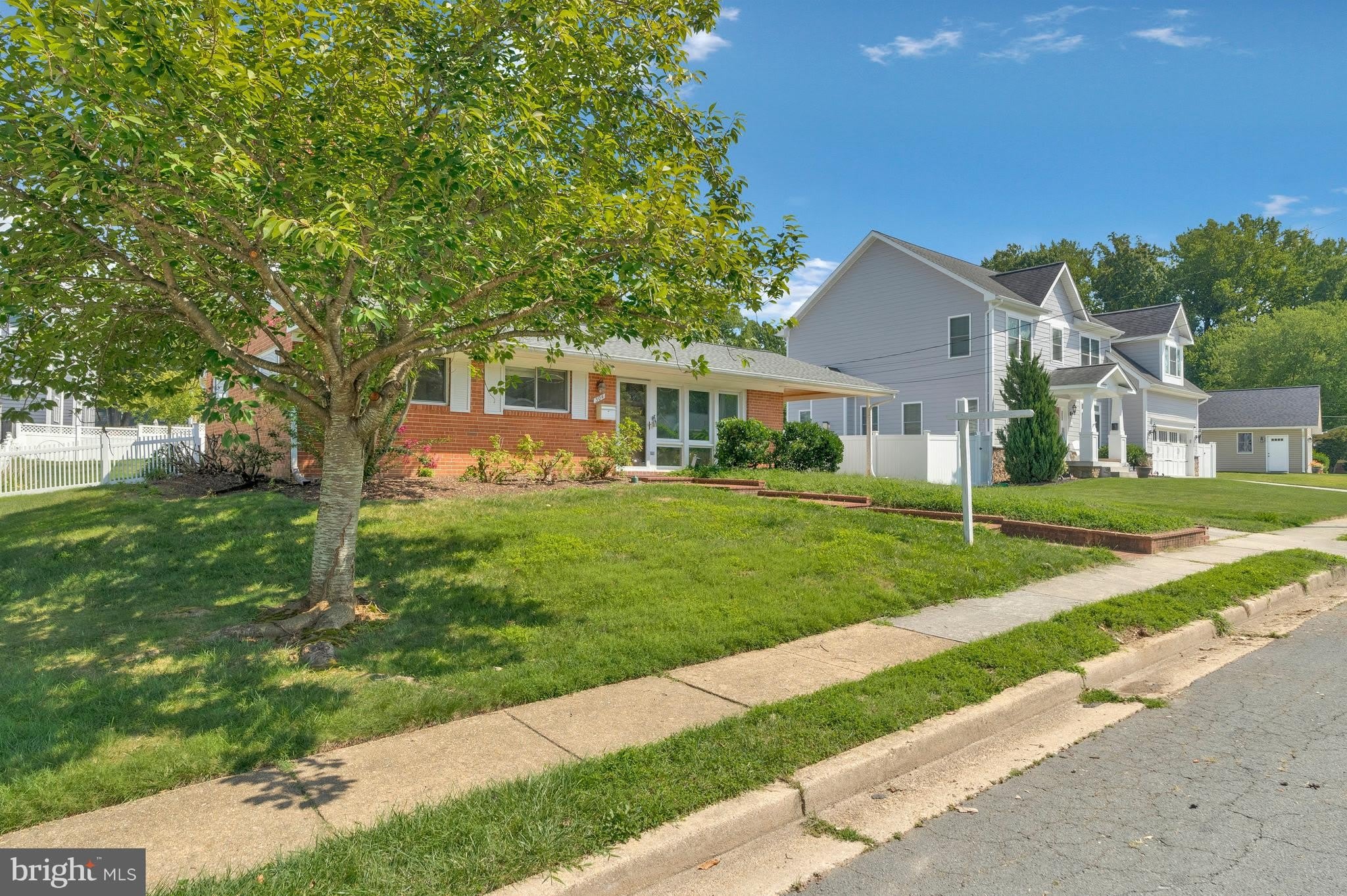 304 PATRICK Street SW – photo 3