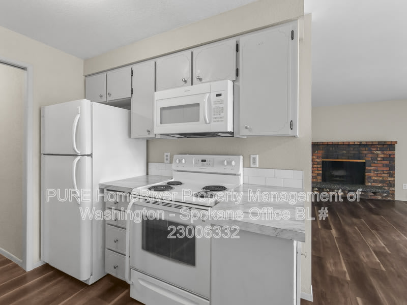 1301 E 29th Ave – photo 5