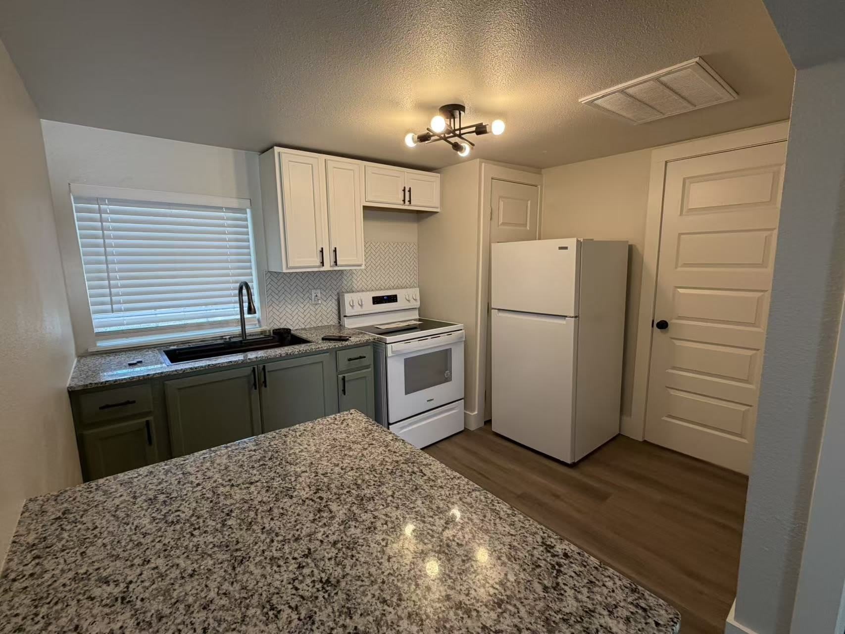207 Austin Street – photo 4