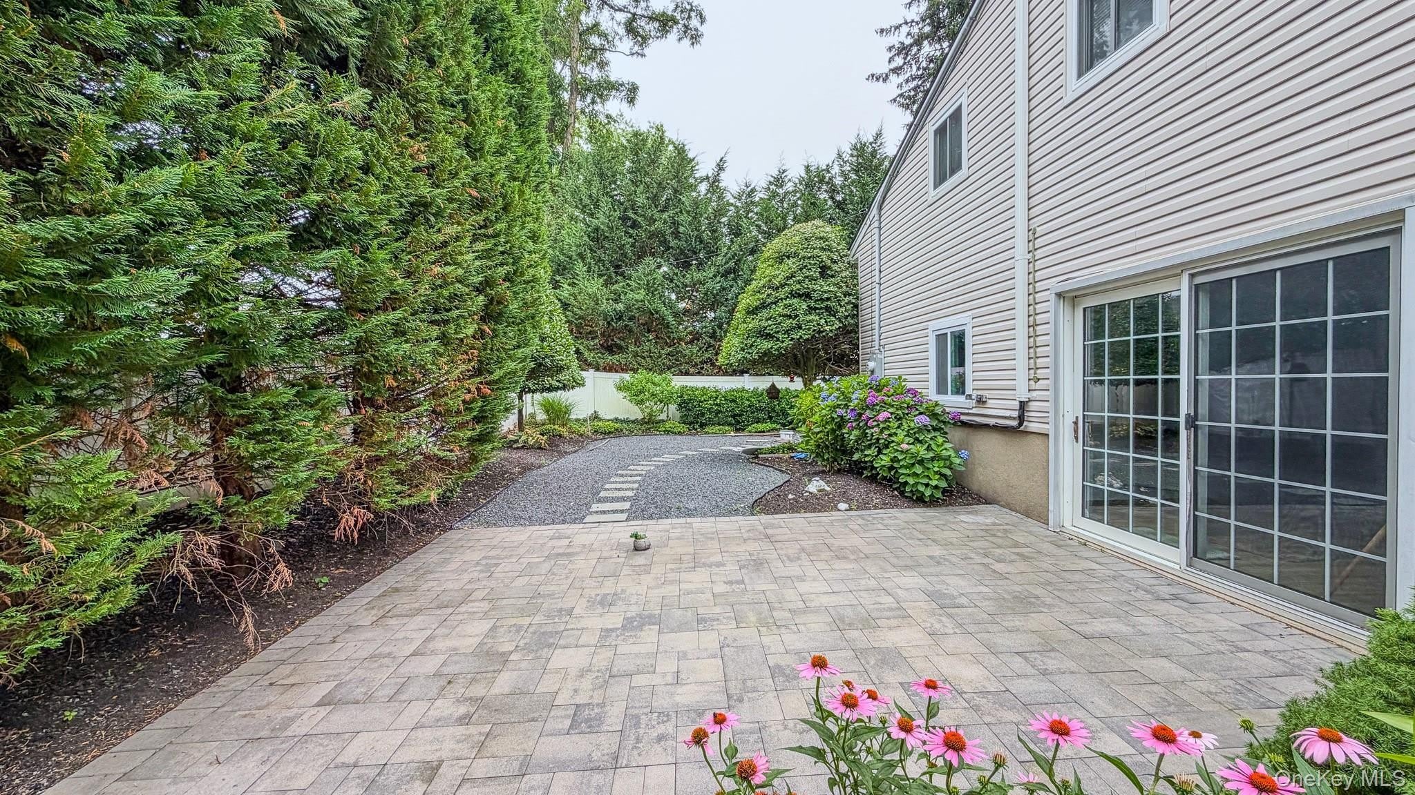 16 Brookside Drive – photo 3