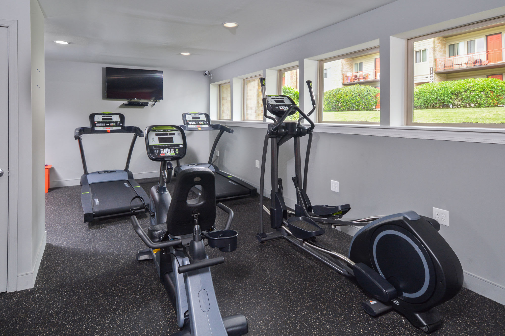 The Lockwood Apartments – photo 4