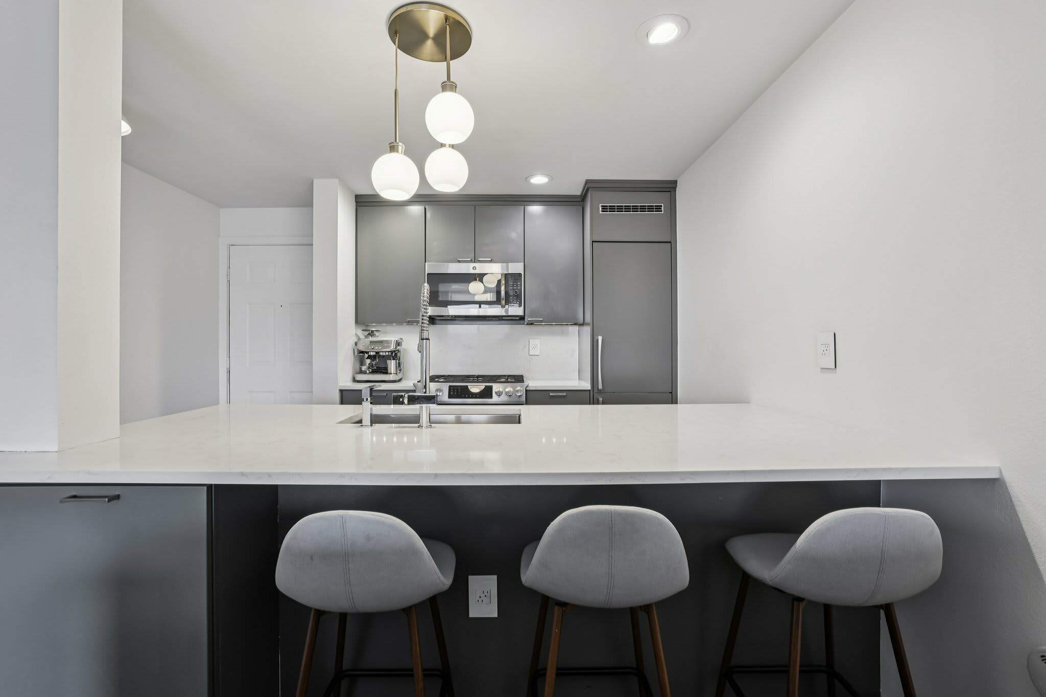 520 2nd Avenue West – photo 3