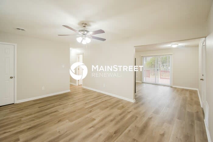 2726 Heatherlea Court – photo 3