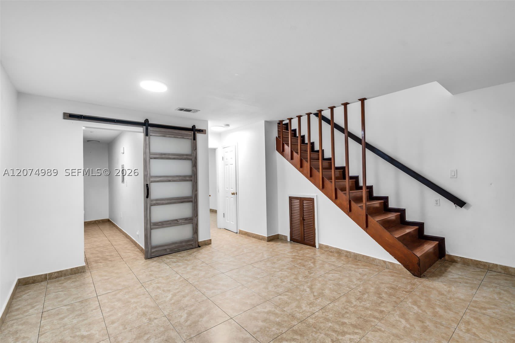 627 W 68th St – photo 5