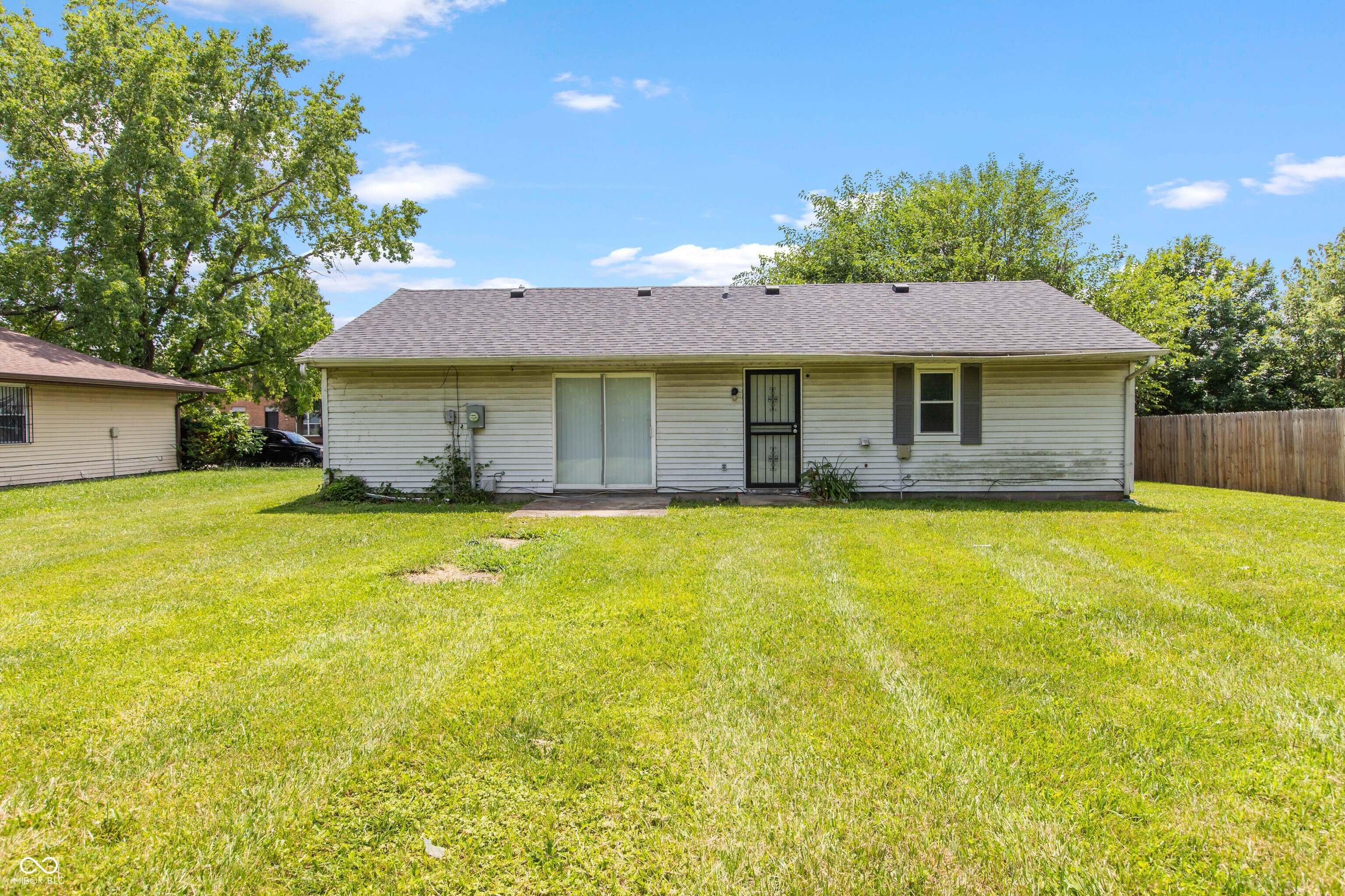 9410 Meadowlark Drive – photo 2