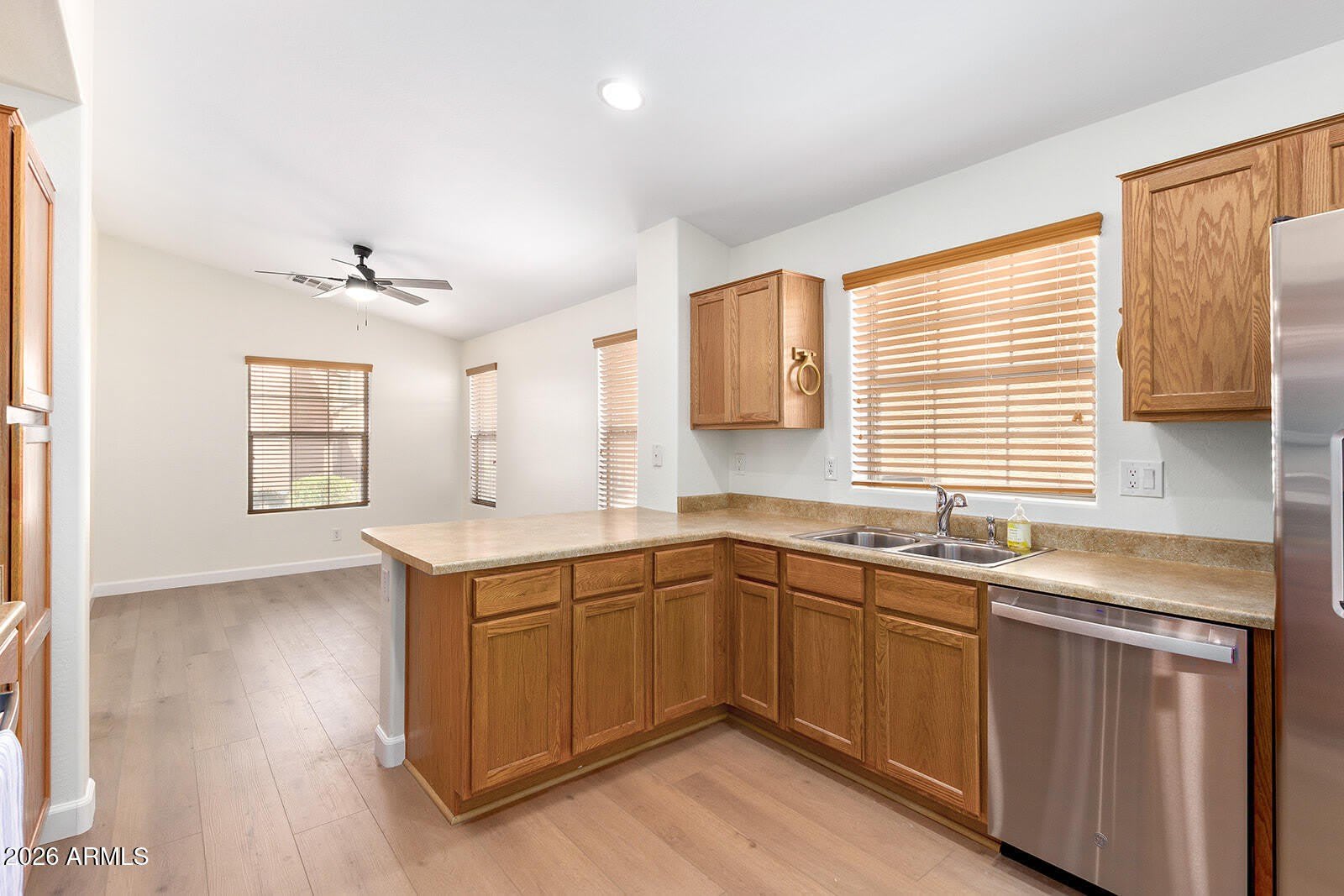 3286 E FRANKLIN Avenue – photo 4