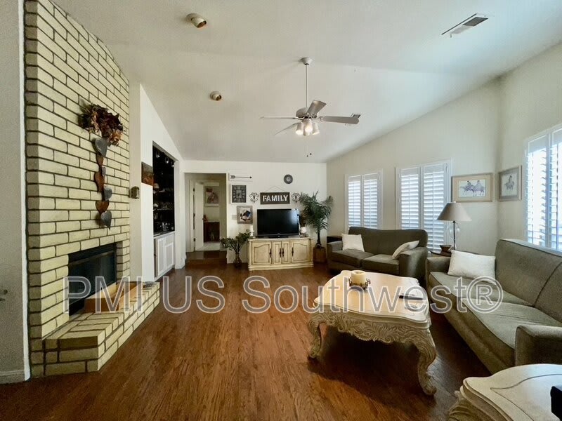 3375 Sharon Ln – photo 5