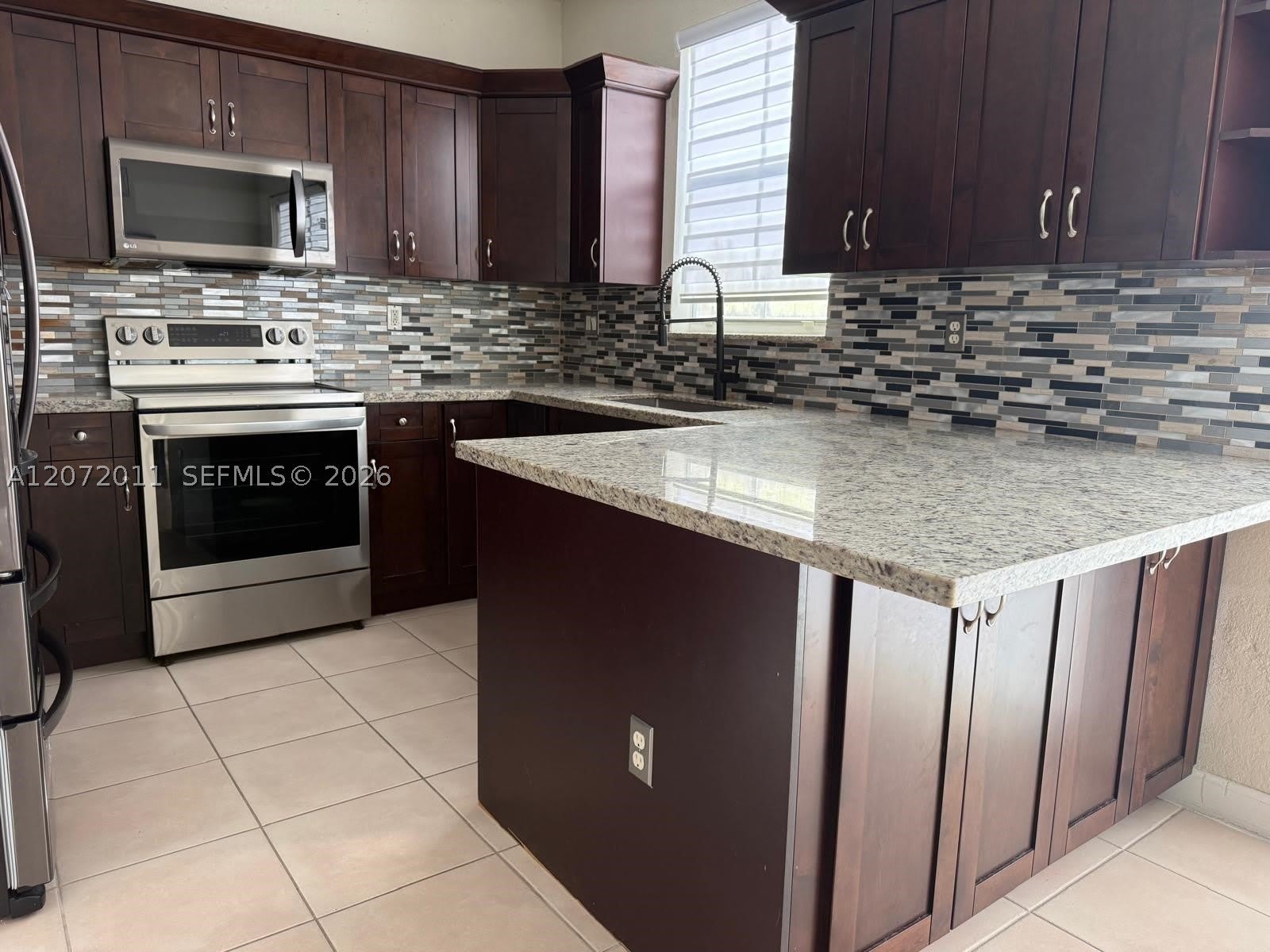 14949 SW 8th Ter – photo 4