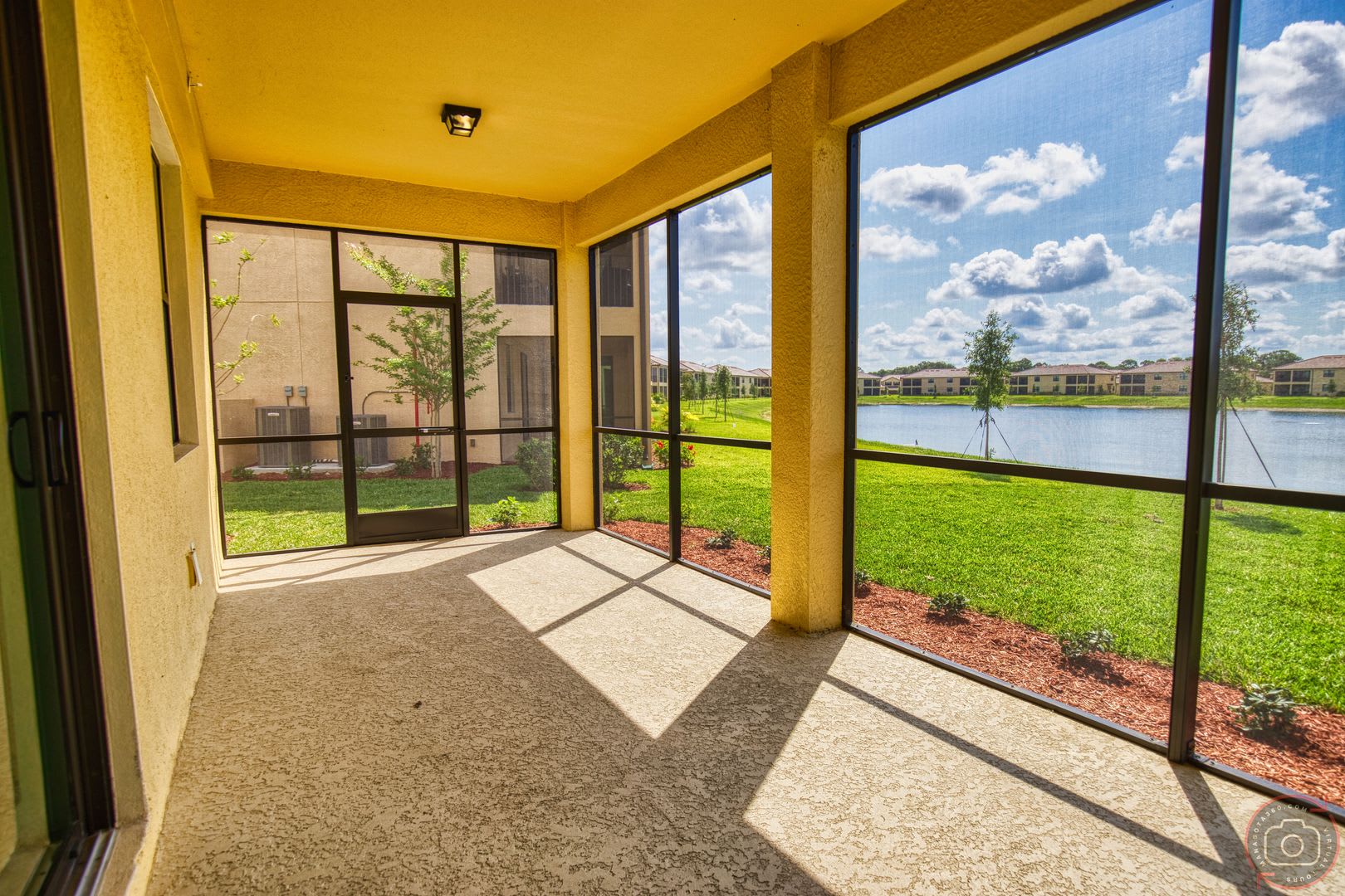2266 Boxwood Street – photo 2